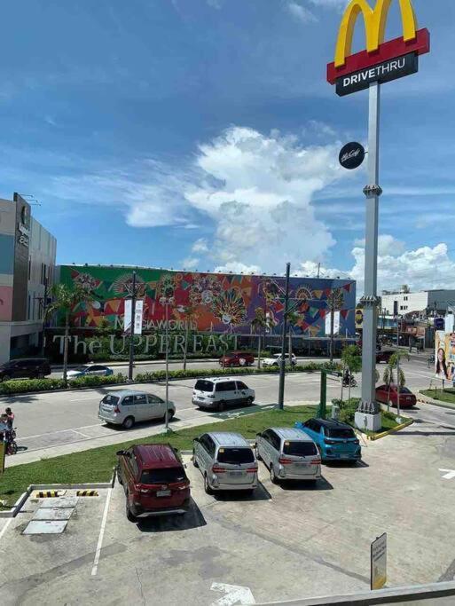 1br With Extra At One Regis- Megaworld Apartment *