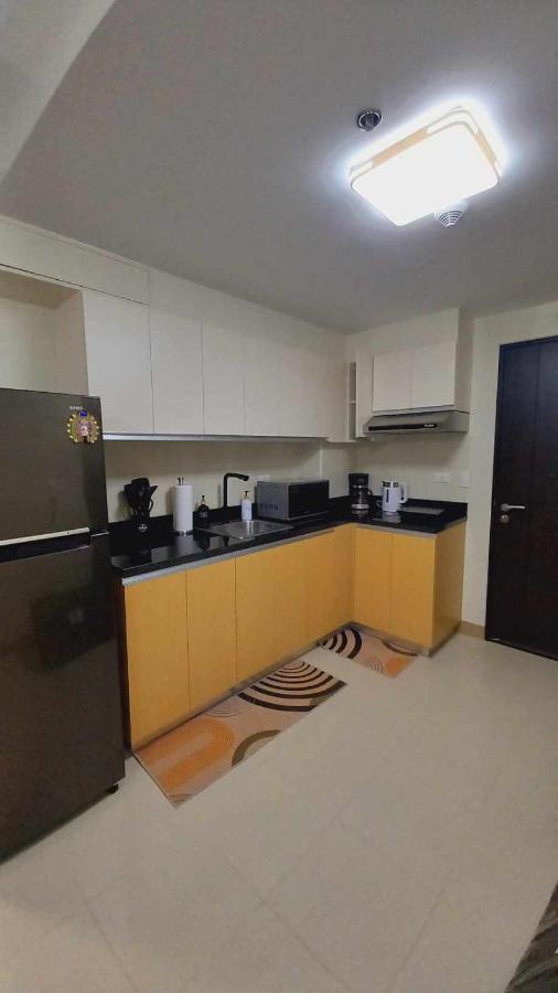 1br With Extra At One Regis- Megaworld Bacolod