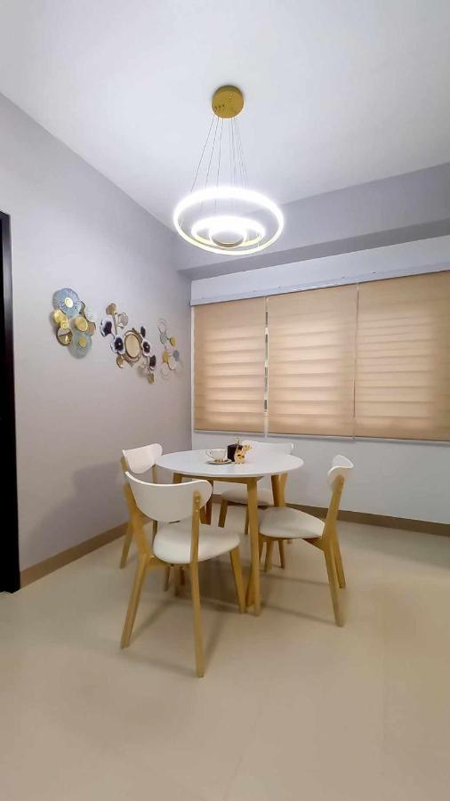 1br With Extra At One Regis- Megaworld Bacolod