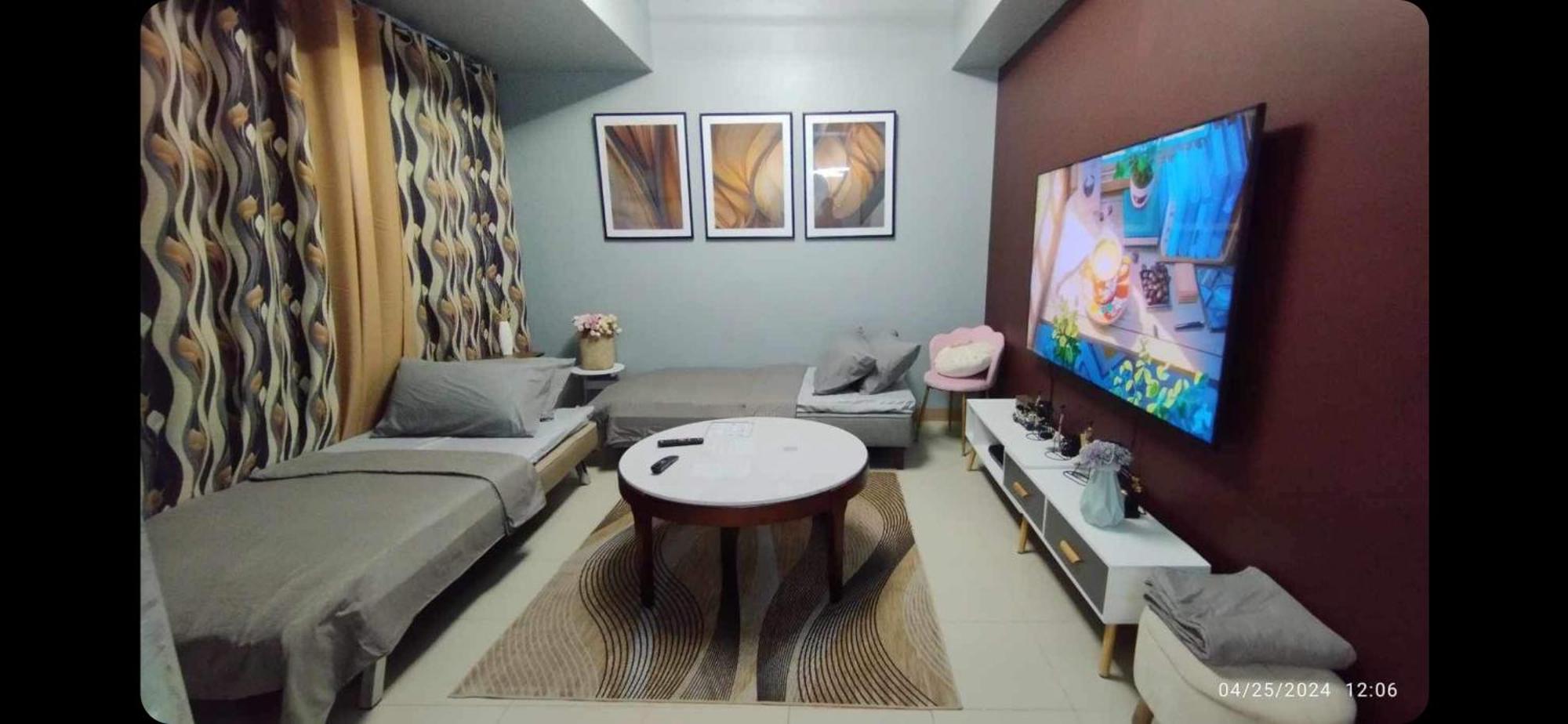 Apartment 1br With Extra At One Regis- Megaworld Bacolod
